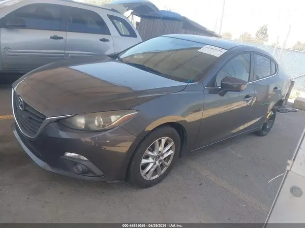 JM1BM1V76G1300915 2016 MAZDA 3 - Image 2