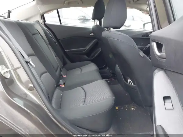 JM1BM1V76G1346390 2016 MAZDA 3 - Image 8
