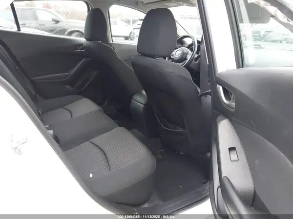 JM1BM1V7XG1301310 2016 MAZDA 3 - Image 8