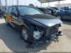 JM1BM1V7XG1337627 2016 MAZDA 3