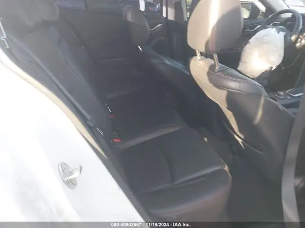 JM1BM1W31G1278026 2016 MAZDA 3 - Image 8