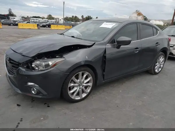 JM1BM1W34G1345542 2016 MAZDA 3 - Image 2