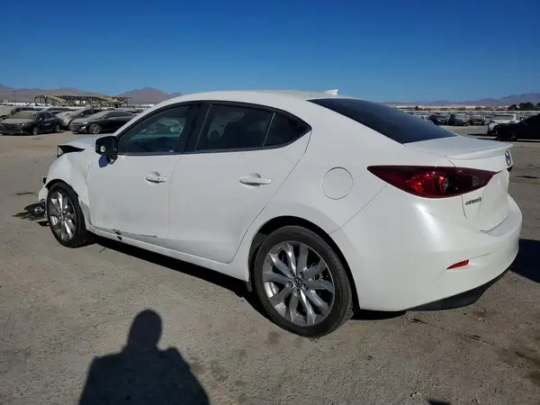JM1BM1W36G1300375 2016 MAZDA 3 - Image 2