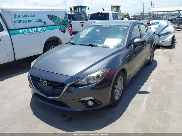 JM1BM1W72G1322912 2016 MAZDA 3 - Image 2