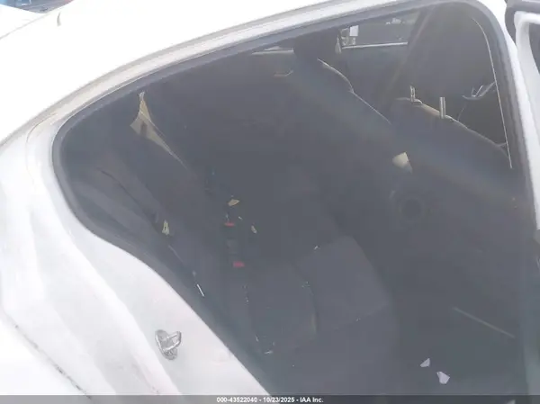 JM1BM1W72G1348510 2016 MAZDA 3 - Image 8