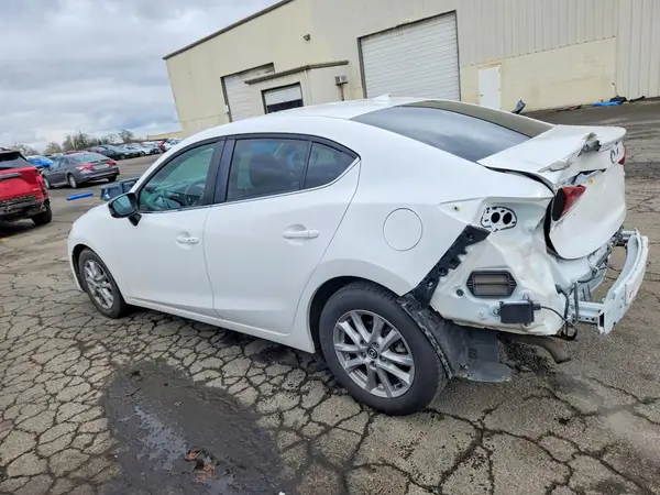 JM1BM1W73G1353375 2016 MAZDA 3 - Image 2