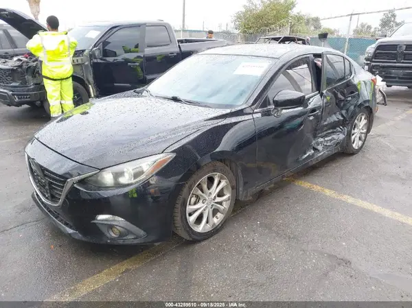 JM1BM1W74G1353174 2016 MAZDA 3 - Image 2