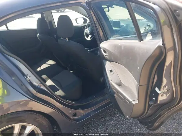 JM1BM1W76G1344993 2016 MAZDA 3 - Image 8
