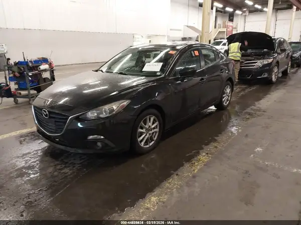 JM1BM1W77G1352553 2016 MAZDA 3 - Image 2