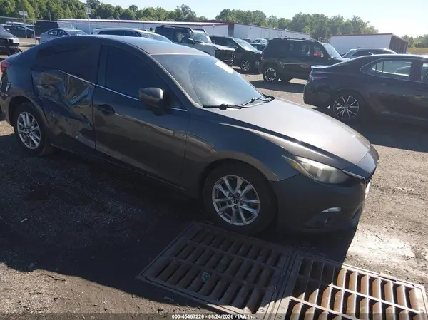 JM1BM1W78G1298437 2016 MAZDA 3 - Image 1