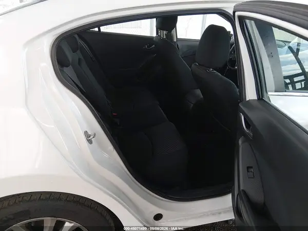 JM1BM1W7XG1283888 2016 MAZDA 3 - Image 8