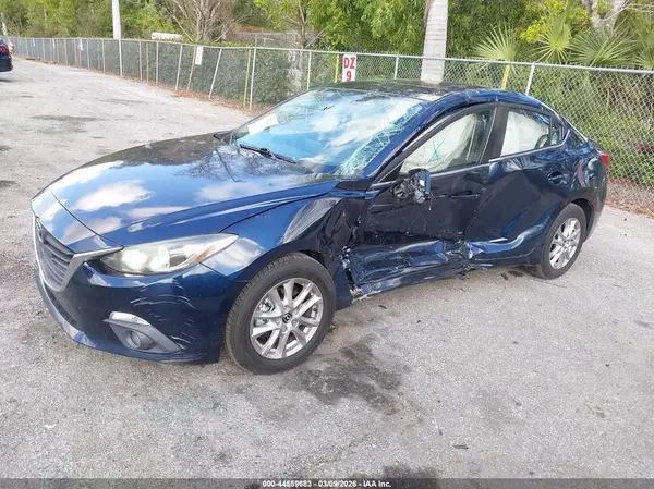 JM1BM1W7XG1316601 2016 MAZDA 3 - Image 2
