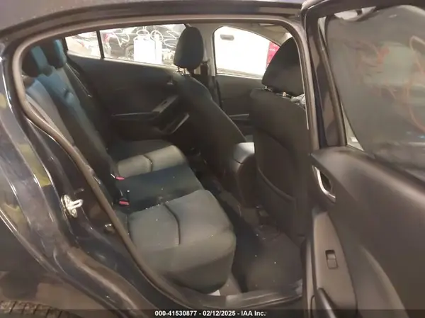 JM1BM1W7XG1350053 2016 MAZDA 3 - Image 8