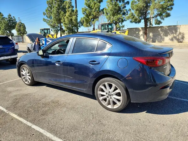 JM1BM1X32G1331329 2016 MAZDA 3 - Image 2