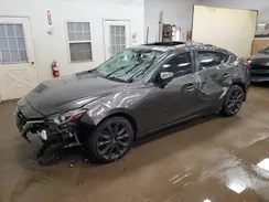 JM1BM1X34G1316900 2016 MAZDA 3