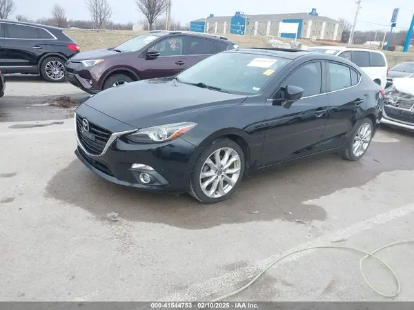 JM1BM1X36G1277887 2016 MAZDA 3 - Image 2