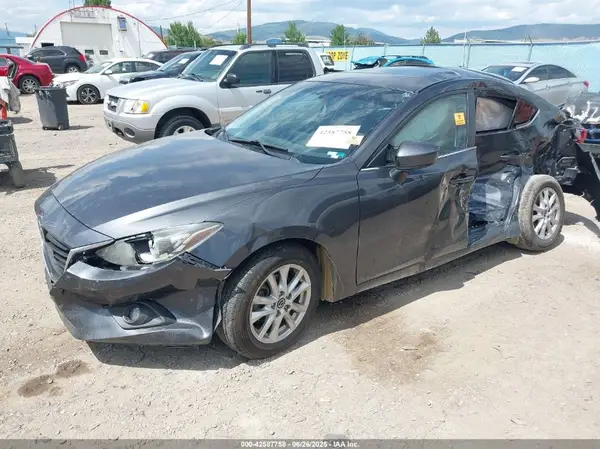 JM1BM1X72G1277453 2016 MAZDA 3 - Image 2