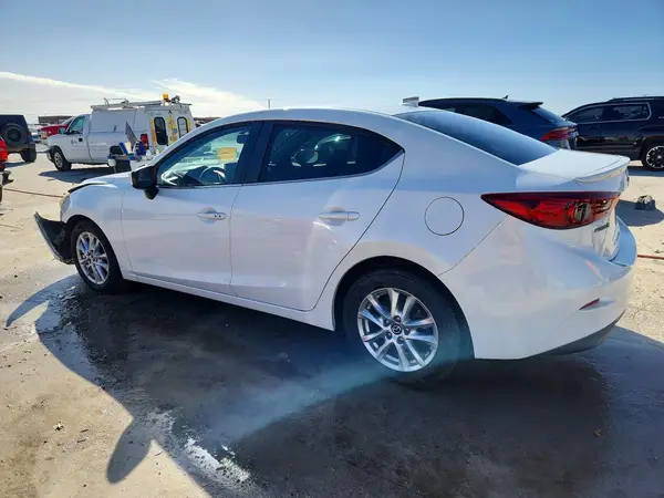 JM1BM1X7XG1317682 2016 MAZDA 3 - Image 2