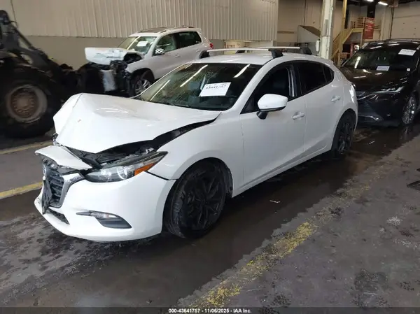 JM1BN1K71H1122270 2017 MAZDA 3 - Image 2