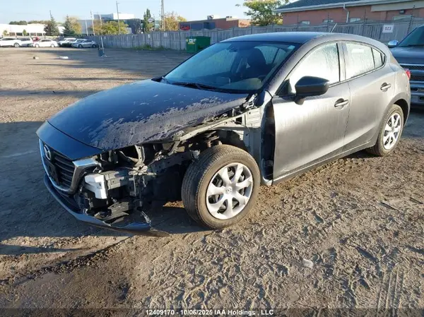 JM1BN1K71H1150229 2017 MAZDA 3 - Image 2