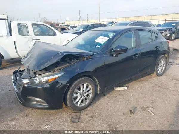 JM1BN1K72H1100245 2017 MAZDA 3 - Image 2