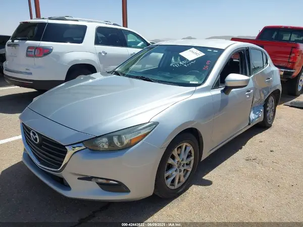 JM1BN1K72H1100780 2017 MAZDA 3 - Image 2