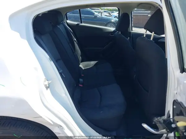 JM1BN1K73H1120018 2017 MAZDA 3 - Image 8