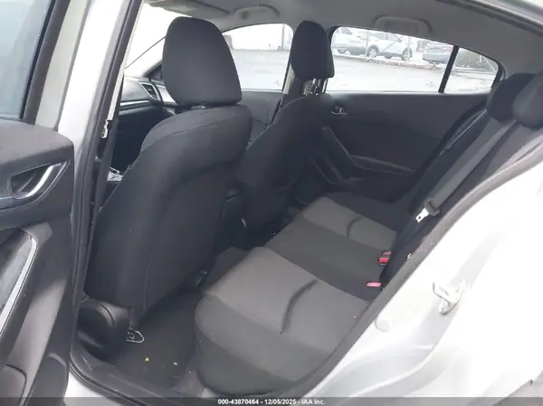 JM1BN1K73H1142990 2017 MAZDA 3 - Image 8