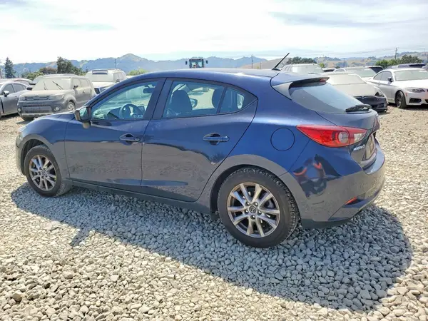JM1BN1K74H1101929 2017 MAZDA 3 - Image 2