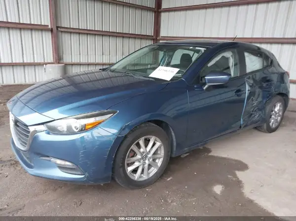 JM1BN1K76H1101463 2017 MAZDA 3 - Image 2