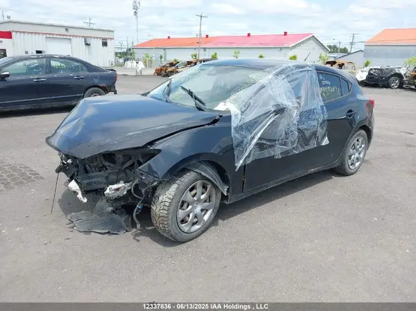 JM1BN1K76J1169963 2018 MAZDA 3 - Image 2