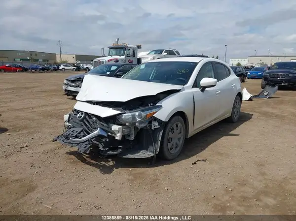 JM1BN1K76J1187105 2018 MAZDA 3 - Image 2
