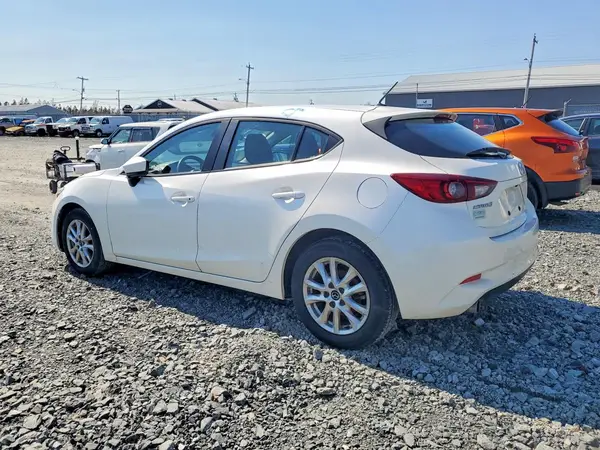 JM1BN1K77J1181619 2018 MAZDA 3 - Image 2