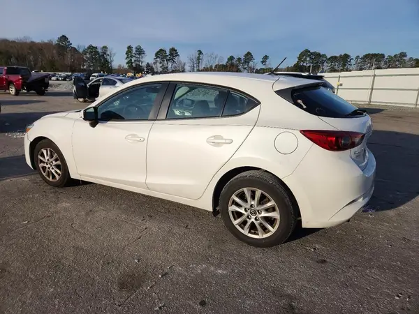 JM1BN1K7XH1143568 2017 MAZDA 3 - Image 2