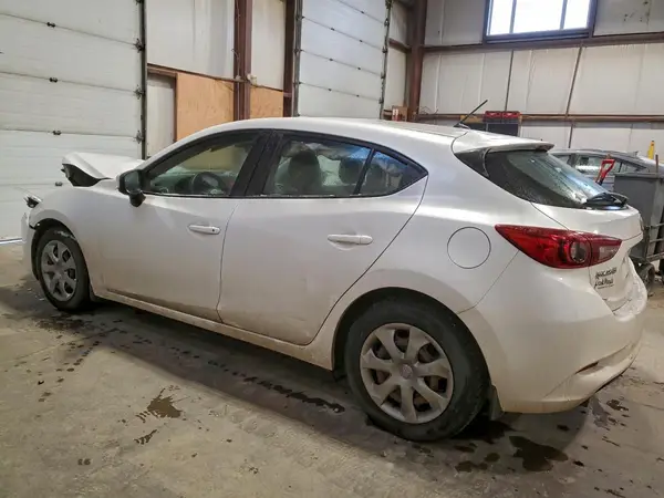 JM1BN1K7XJ1166709 2018 MAZDA 3 - Image 2
