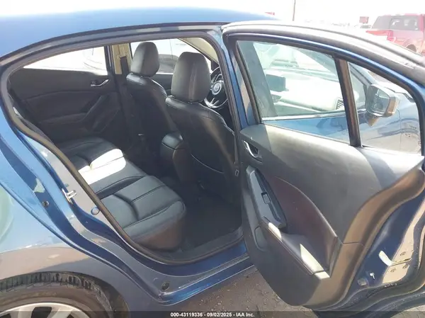 JM1BN1L31H1139307 2017 MAZDA 3 - Image 8