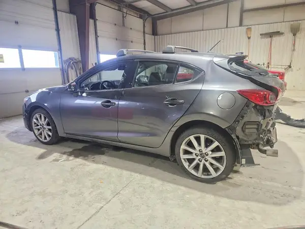 JM1BN1L33H1126090 2017 MAZDA 3 - Image 2