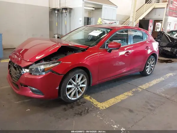 JM1BN1L33H1136599 2017 MAZDA 3 - Image 2