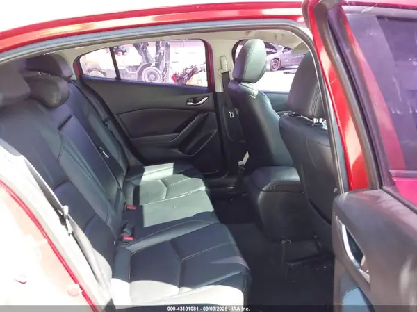 JM1BN1L33H1138532 2017 MAZDA 3 - Image 8