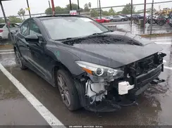 JM1BN1L34J1158021 2018 MAZDA 3