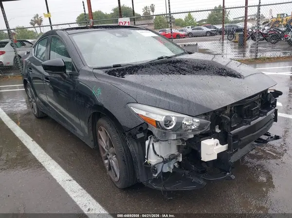 JM1BN1L34J1158021 2018 MAZDA 3 - Image 1