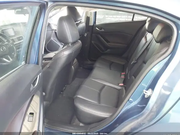 JM1BN1L35H1124521 2017 MAZDA 3 - Image 8