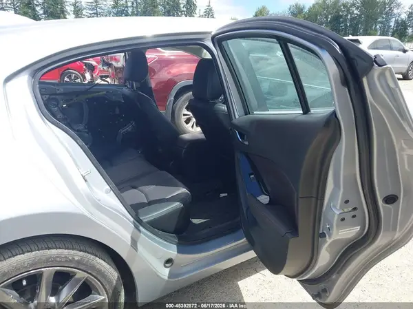 JM1BN1L35J1156813 2018 MAZDA 3 - Image 8