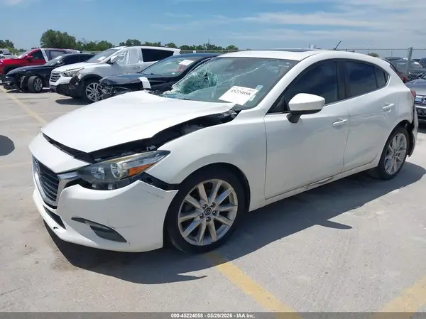 JM1BN1L36H1115715 2017 MAZDA 3 - Image 2