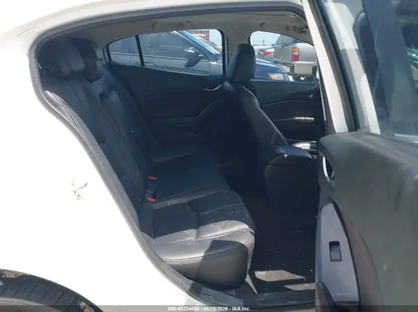 JM1BN1L36H1115715 2017 MAZDA 3 - Image 8