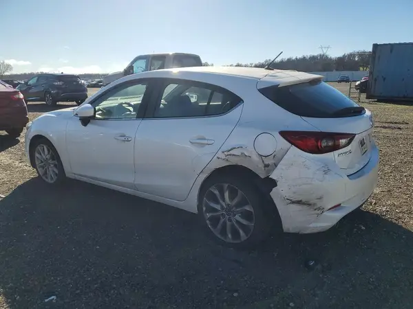JM1BN1L36H1122633 2017 MAZDA 3 - Image 2