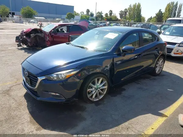 JM1BN1L37H1135729 2017 MAZDA 3 - Image 2
