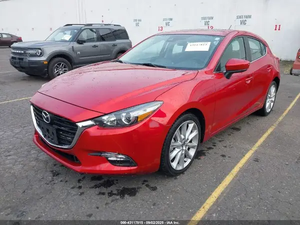 JM1BN1L37H1138405 2017 MAZDA 3 - Image 2