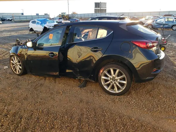 JM1BN1L3XH1103275 2017 MAZDA 3 - Image 2