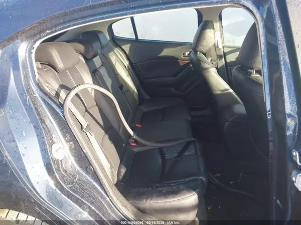 JM1BN1L3XH1132324 2017 MAZDA 3 - Image 8